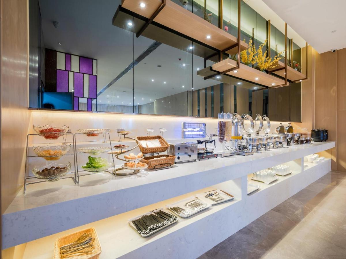 Lavande Hotel Luzhou Wanda Plaza Southwest Commercial City Extérieur photo